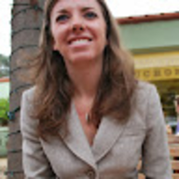 Meet your Posher, Christy - Picture 1 of 1